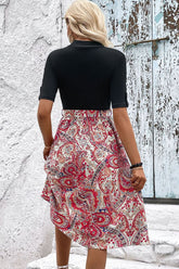 Robe imprimée à manches courtes et ceinture